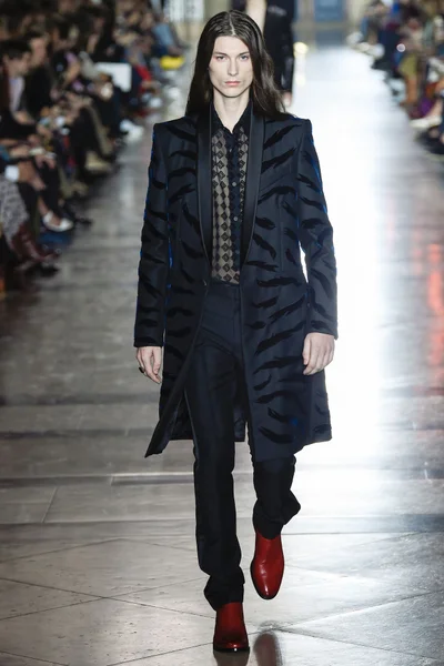 Look 45